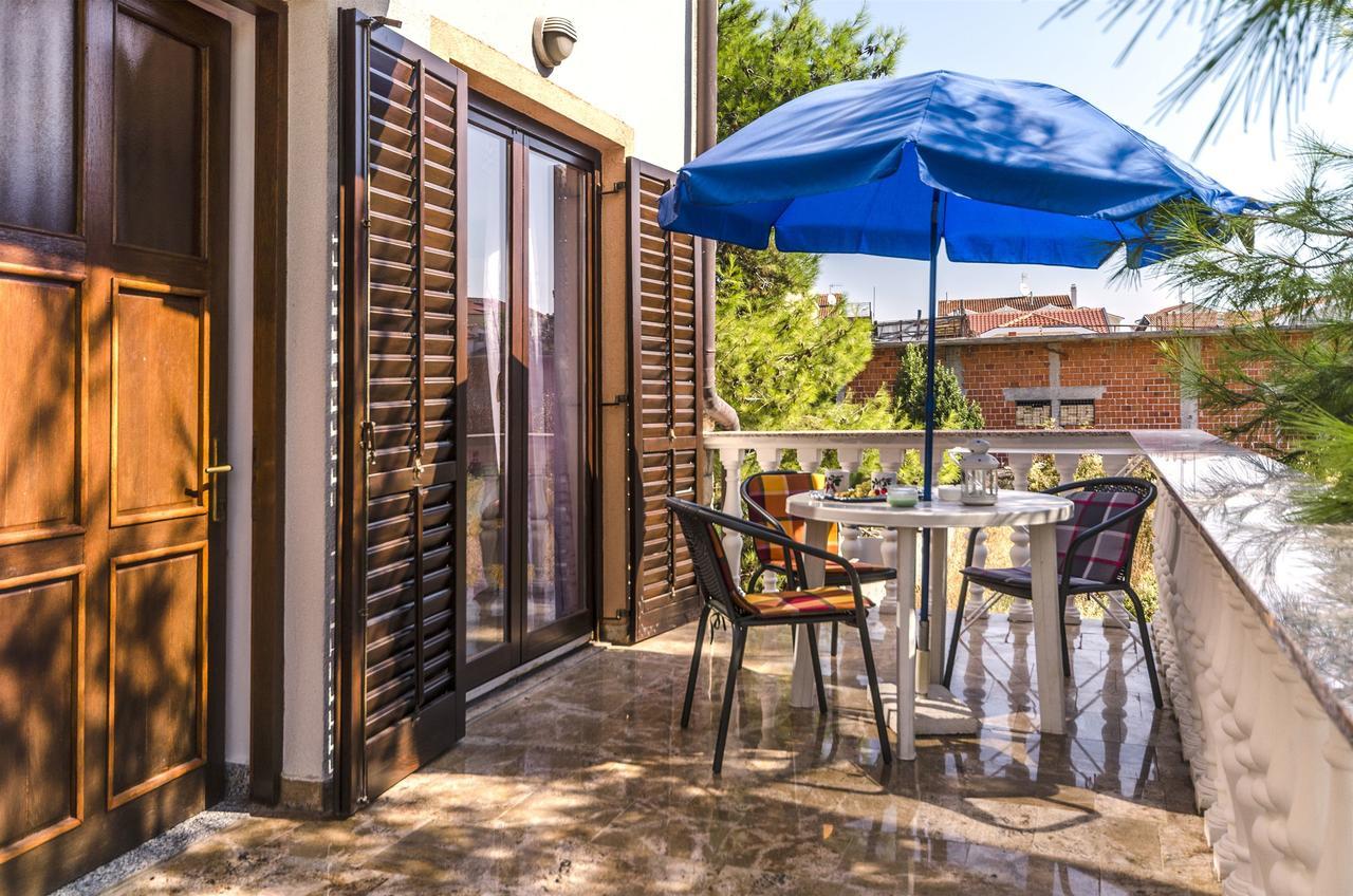 Apartments Miljenka Vodice Buitenkant foto